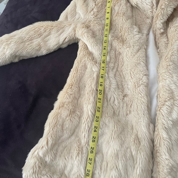 Cream faux fur coat by Brave Soul size M - Picture 6 of 8